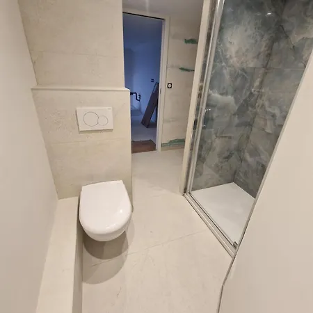דירה With Terrace *
